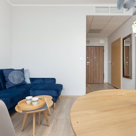 Business Center Apartments Warsaw Wola By Noclegi Renters Luaran gambar