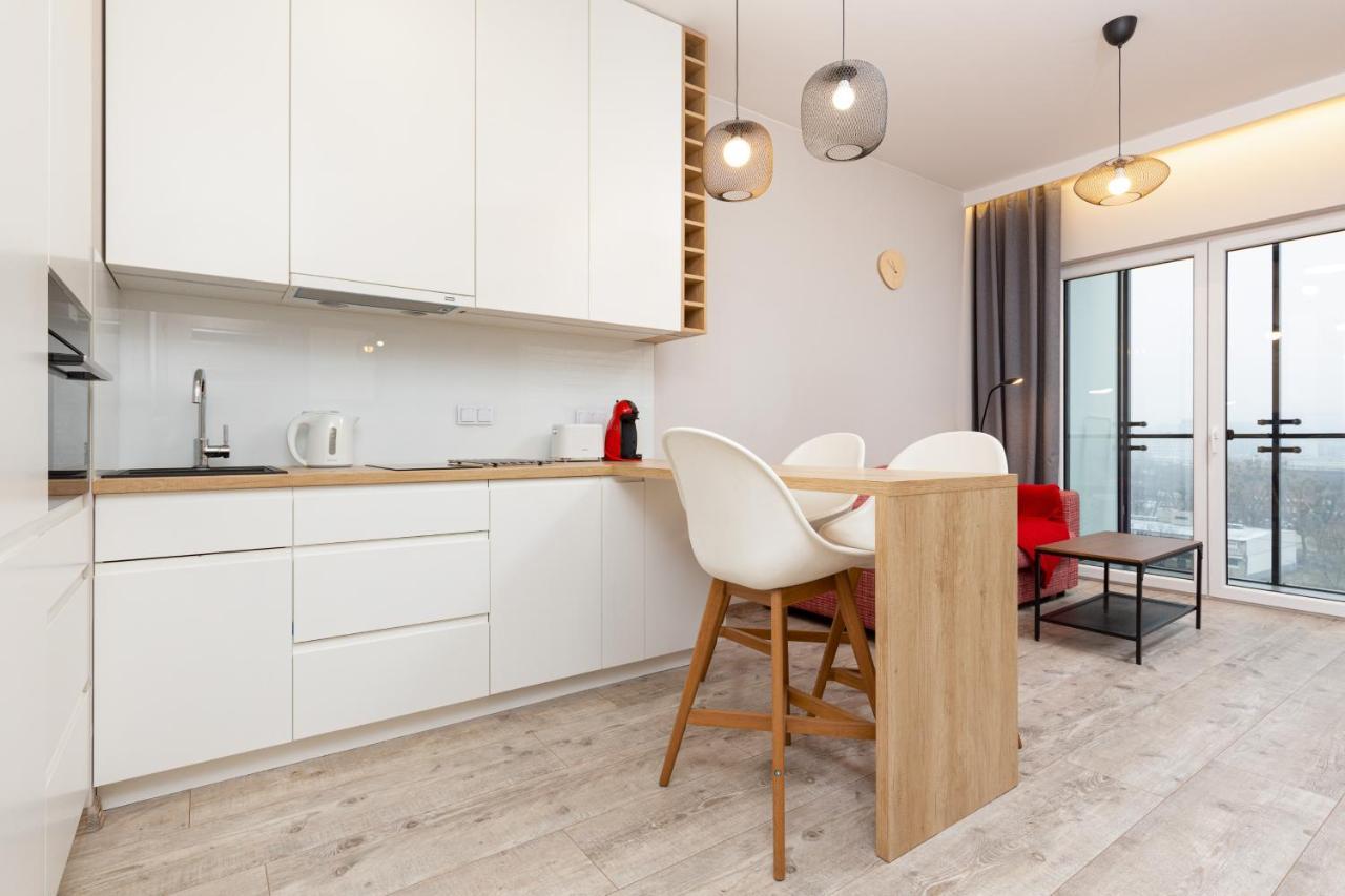 Business Center Apartments Warsaw Wola By Noclegi Renters Luaran gambar