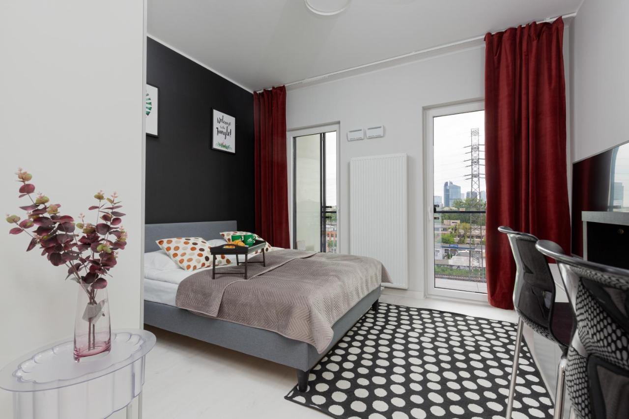 Business Center Apartments Warsaw Wola By Noclegi Renters Luaran gambar