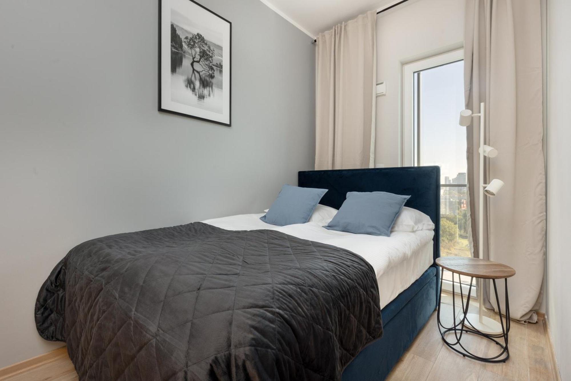 Business Center Apartments Warsaw Wola By Noclegi Renters Luaran gambar