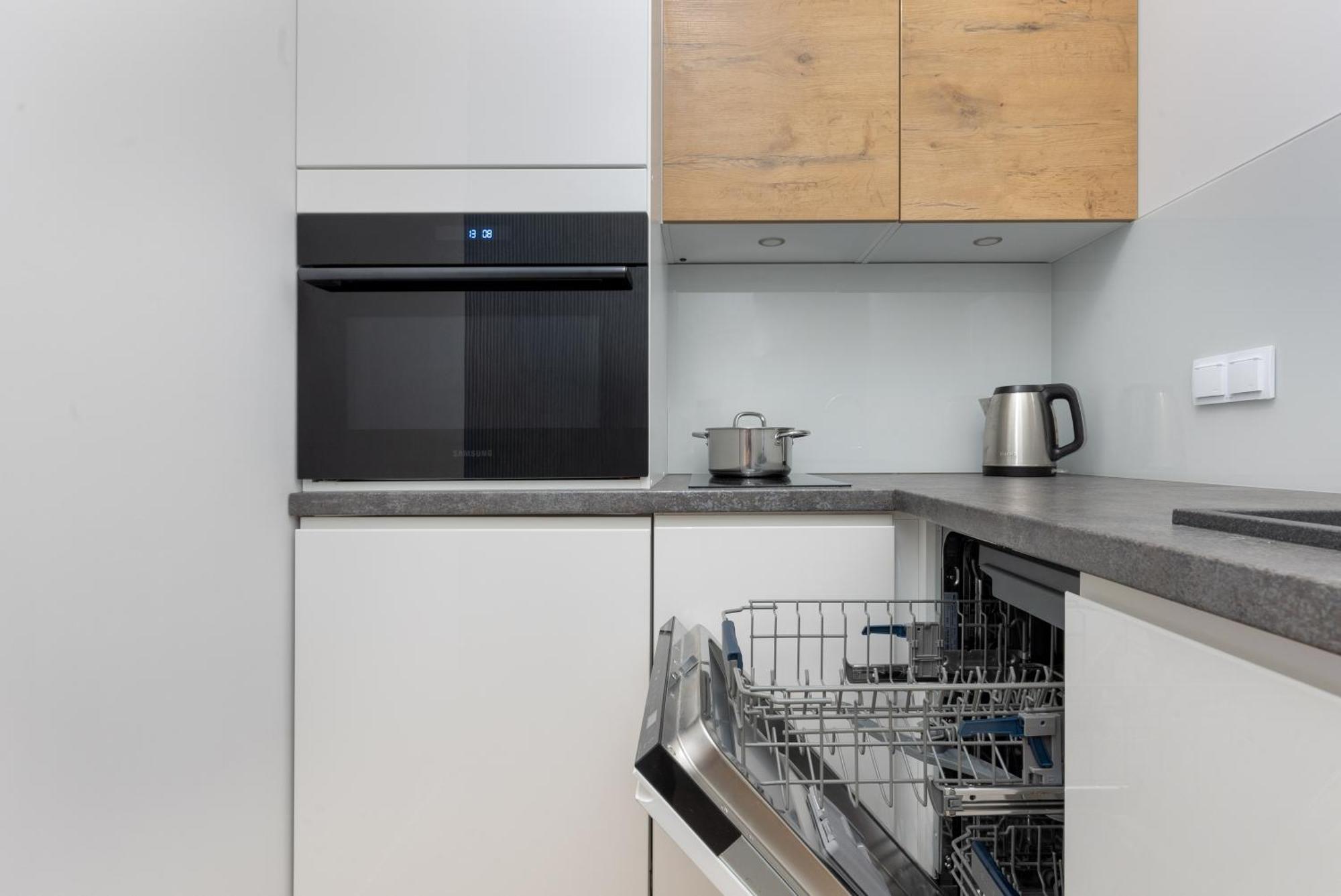 Business Center Apartments Warsaw Wola By Noclegi Renters Luaran gambar