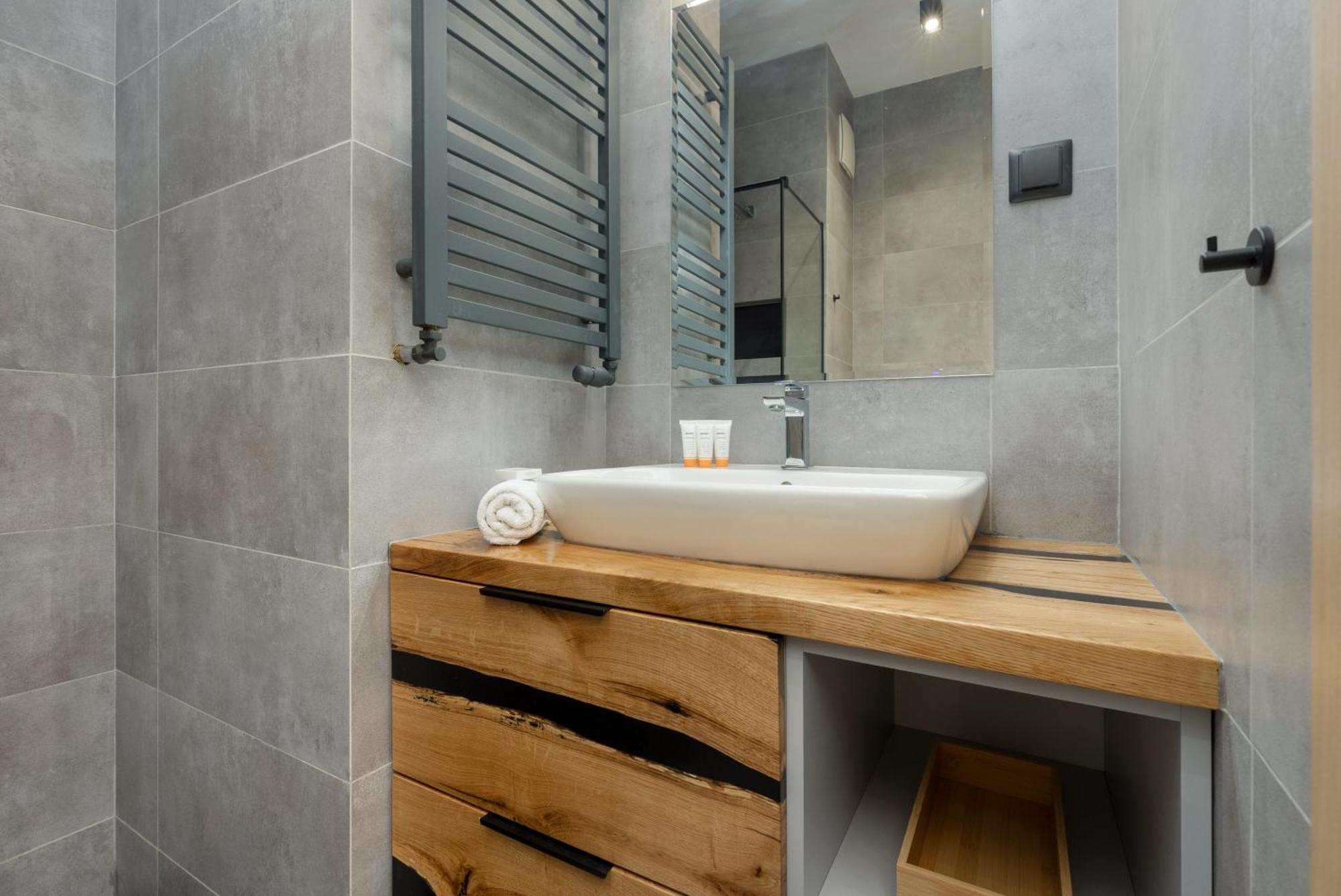 Business Center Apartments Warsaw Wola By Noclegi Renters Luaran gambar